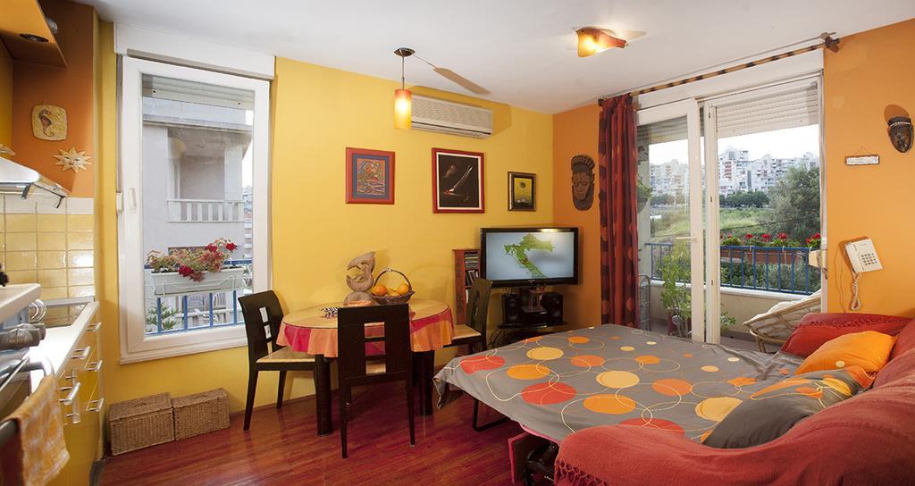 Apartment Sunny Yellow - With Balcony And Parking Place, Split Bilik gambar